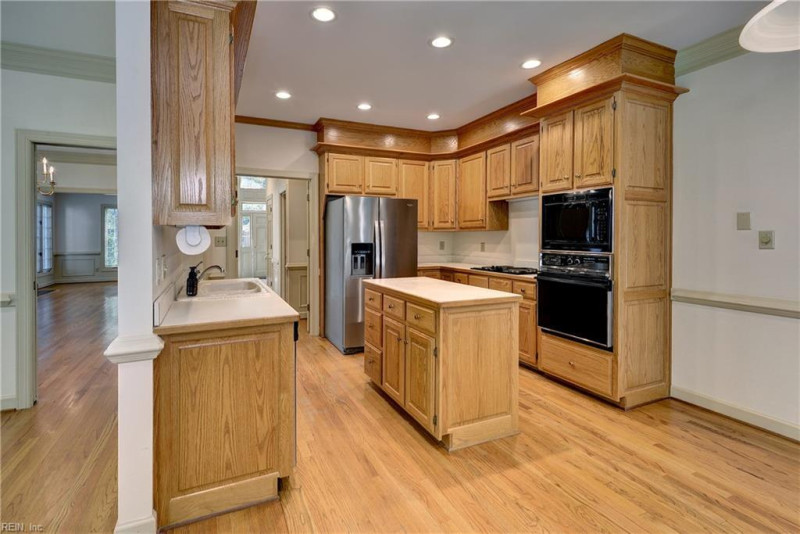 Photo 13 of 47 residential for sale in Williamsburg virginia