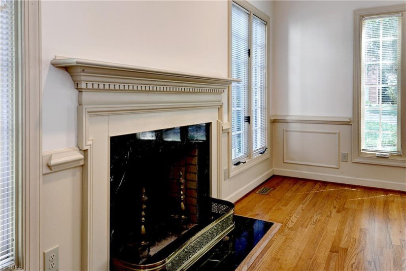 Photo 7 of 47 residential for sale in Williamsburg virginia