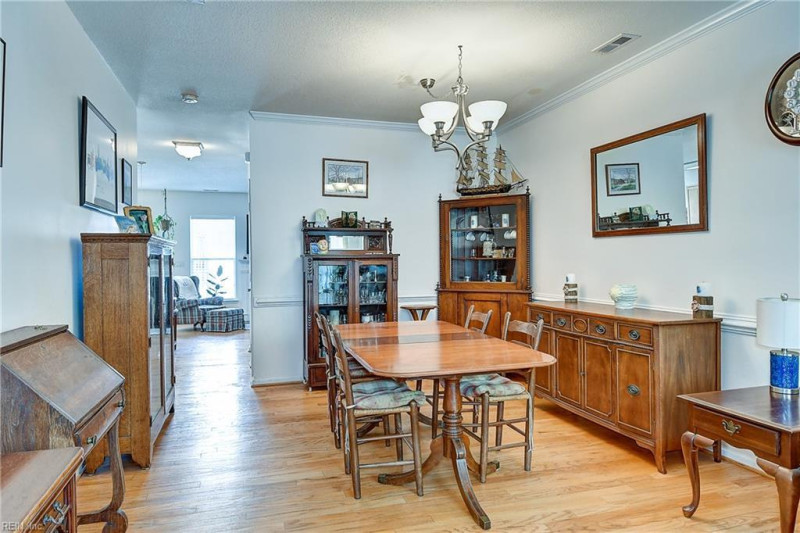 Photo 12 of 48 residential for sale in Virginia Beach virginia
