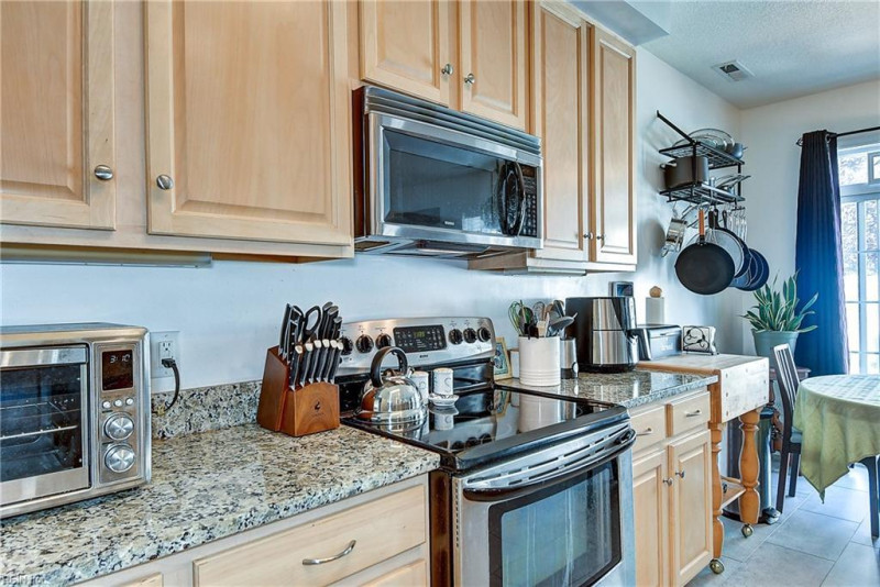 Photo 24 of 48 residential for sale in Virginia Beach virginia