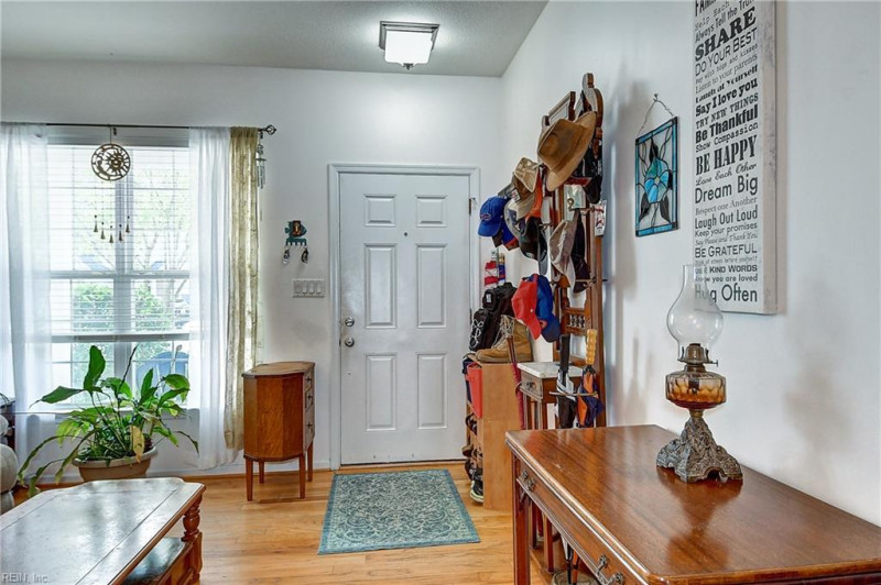 Photo 3 of 48 residential for sale in Virginia Beach virginia