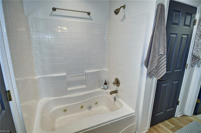 Photo 35 of 48 residential for sale in Virginia Beach virginia