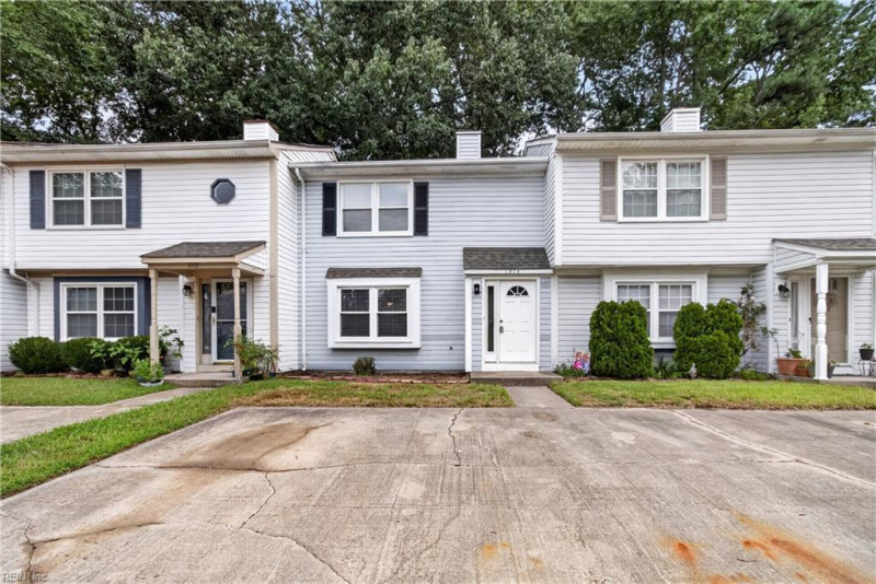 Photo 1 of 20 residential for sale in Chesapeake virginia Photo 1 of 20 residential for sale in Chesapeake virginia