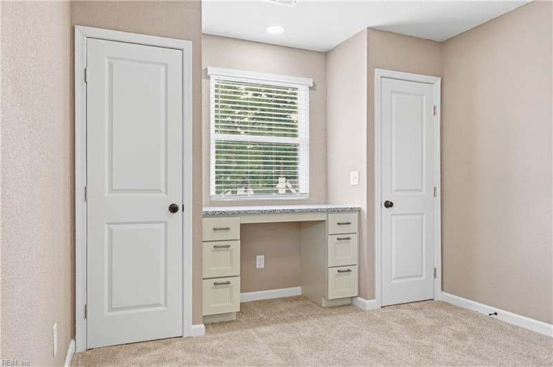 Photo 26 of 41 residential for sale in Chesapeake virginia