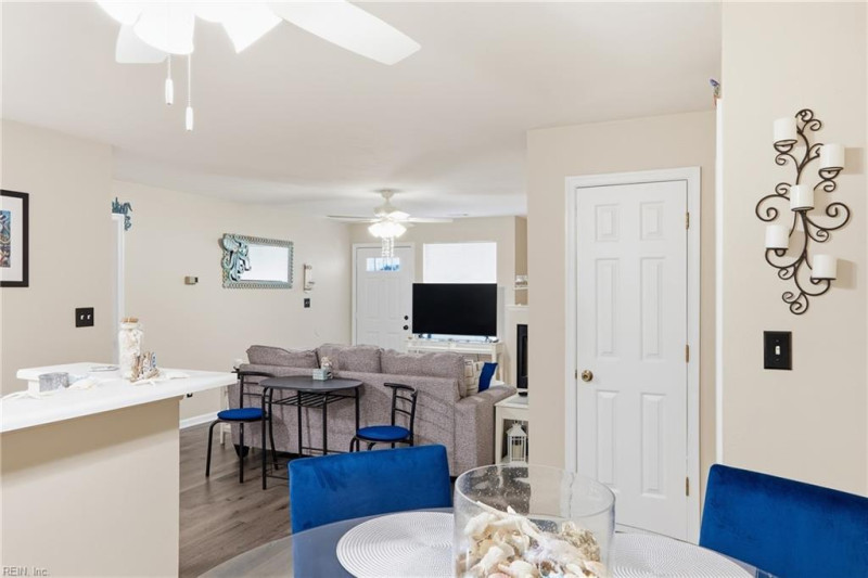 Photo 10 of 24 residential for sale in Virginia Beach virginia