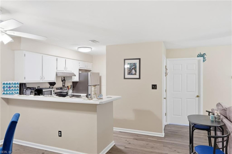 Photo 17 of 24 residential for sale in Virginia Beach virginia