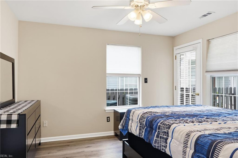 Photo 18 of 24 residential for sale in Virginia Beach virginia
