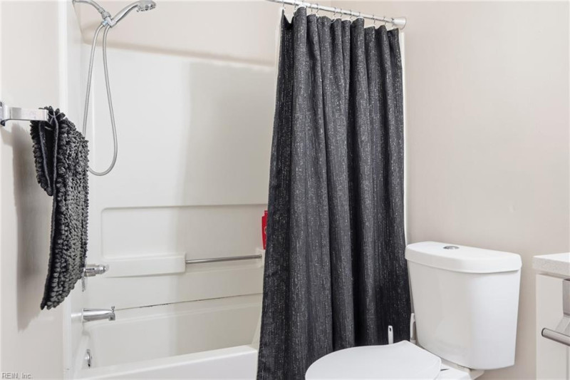 Photo 21 of 24 residential for sale in Virginia Beach virginia