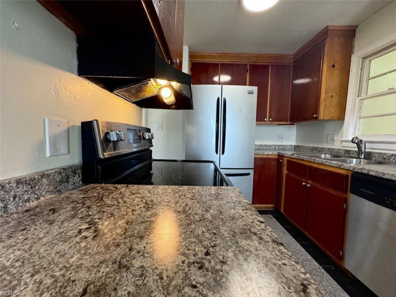 Photo 7 of 24 residential for sale in Hampton virginia Photo 7 of 24 residential for sale in Hampton virginia