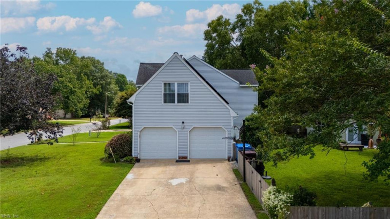 Photo 4 of 23 residential for sale in Chesapeake virginia Photo 4 of 23 residential for sale in Chesapeake virginia