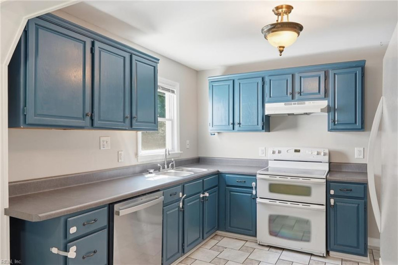 Photo 6 of 26 residential for sale in Chesapeake virginia Photo 6 of 26 residential for sale in Chesapeake virginia