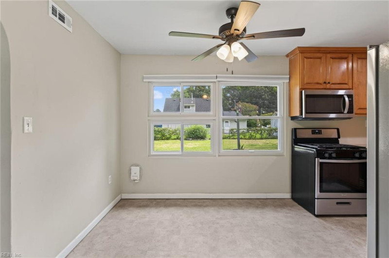 Photo 10 of 34 residential for sale in Norfolk virginia Photo 10 of 34 residential for sale in Norfolk virginia