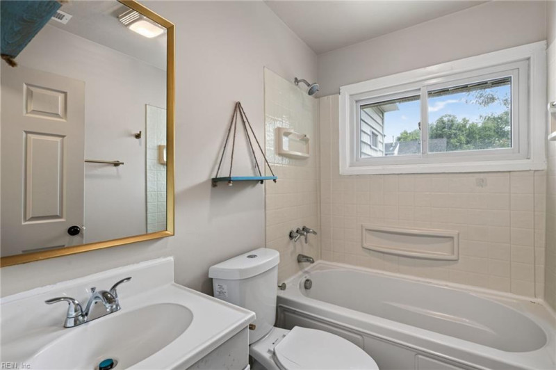 Photo 17 of 34 residential for sale in Norfolk virginia Photo 17 of 34 residential for sale in Norfolk virginia