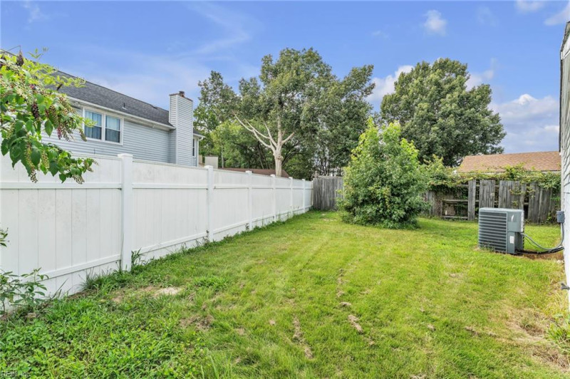 Photo 17 of 46 residential for sale in Virginia Beach virginia