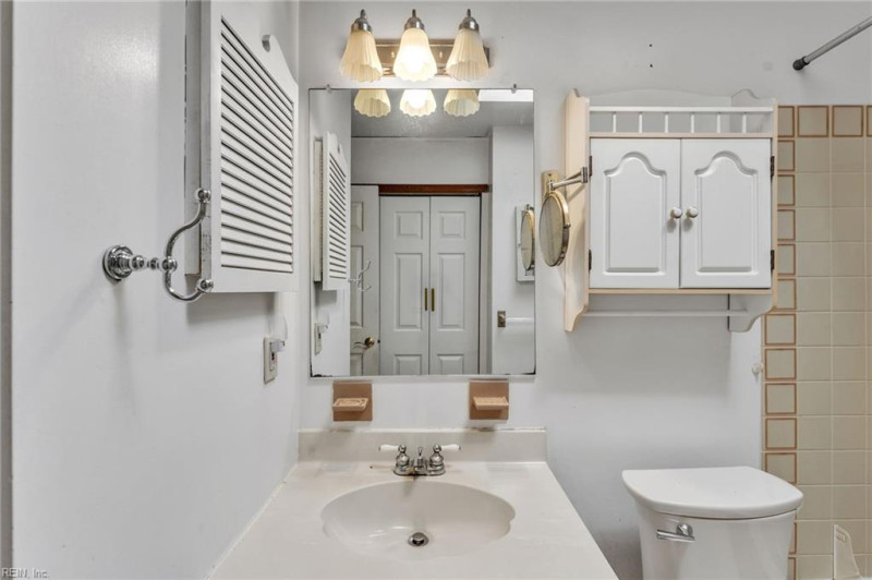 Photo 27 of 46 residential for sale in Virginia Beach virginia