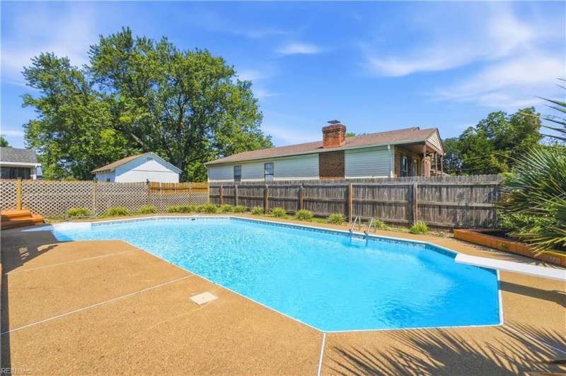 Photo 31 of 43 residential for sale in Chesapeake virginia Photo 31 of 43 residential for sale in Chesapeake virginia