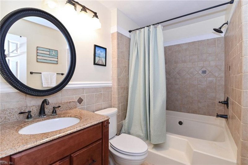 Photo 12 of 19 residential for sale in Virginia Beach virginia