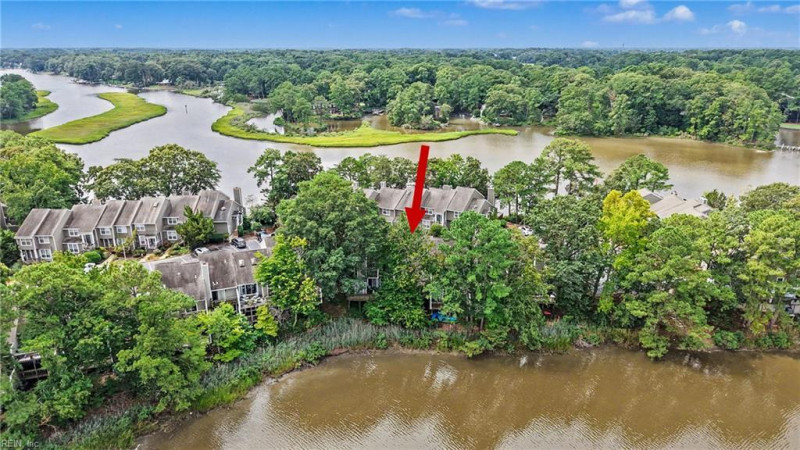 Photo 4 of 19 residential for sale in Virginia Beach virginia