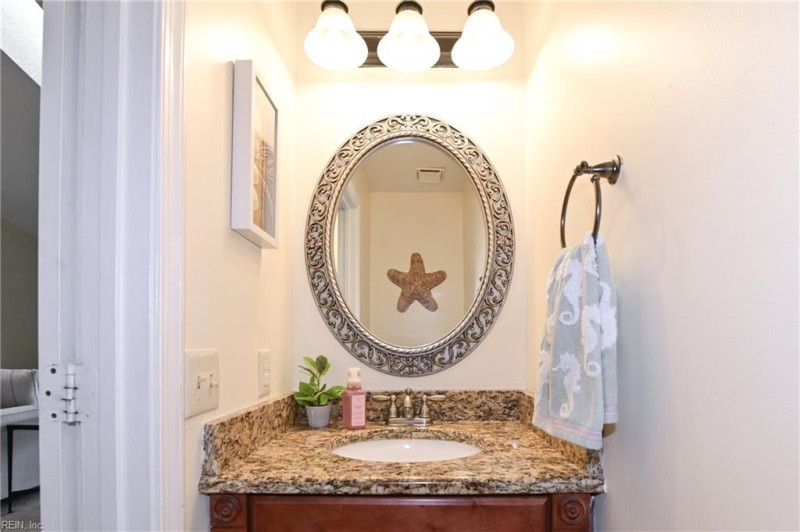 Photo 9 of 19 residential for sale in Virginia Beach virginia