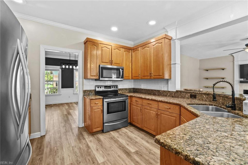 Photo 12 of 49 residential for sale in Chesapeake virginia Photo 12 of 49 residential for sale in Chesapeake virginia