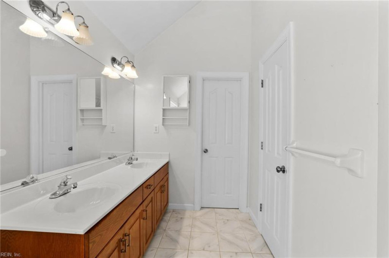 Photo 25 of 49 residential for sale in Chesapeake virginia Photo 25 of 49 residential for sale in Chesapeake virginia
