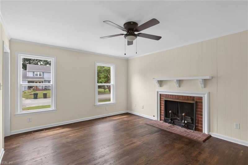 Photo 15 of 32 residential for sale in Newport News virginia