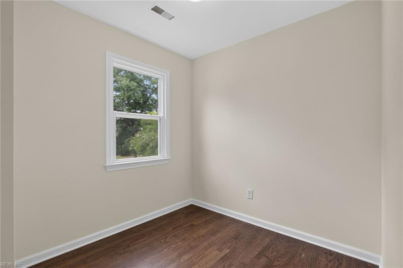 Photo 23 of 32 residential for sale in Newport News virginia
