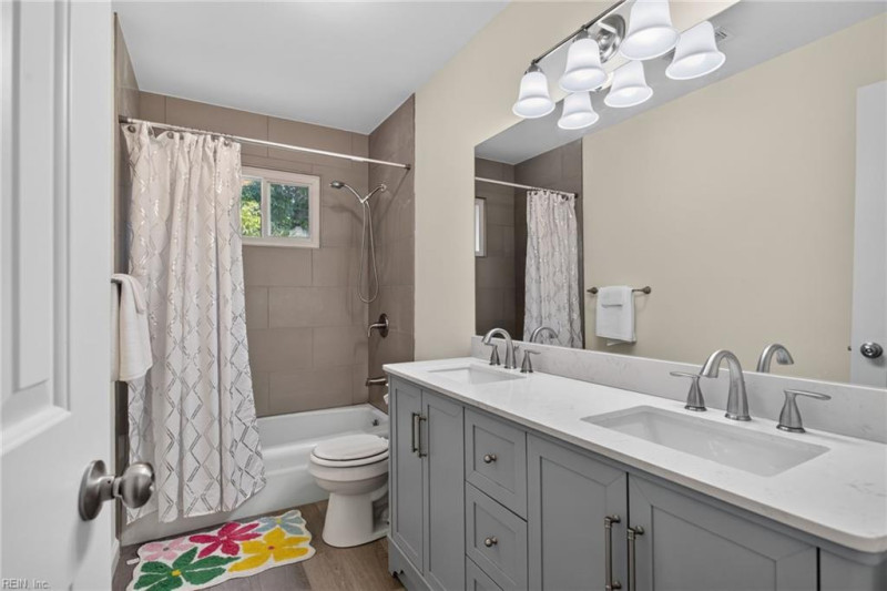 Photo 25 of 32 residential for sale in Newport News virginia
