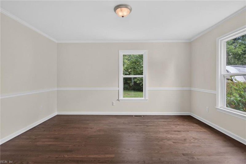 Photo 8 of 32 residential for sale in Newport News virginia