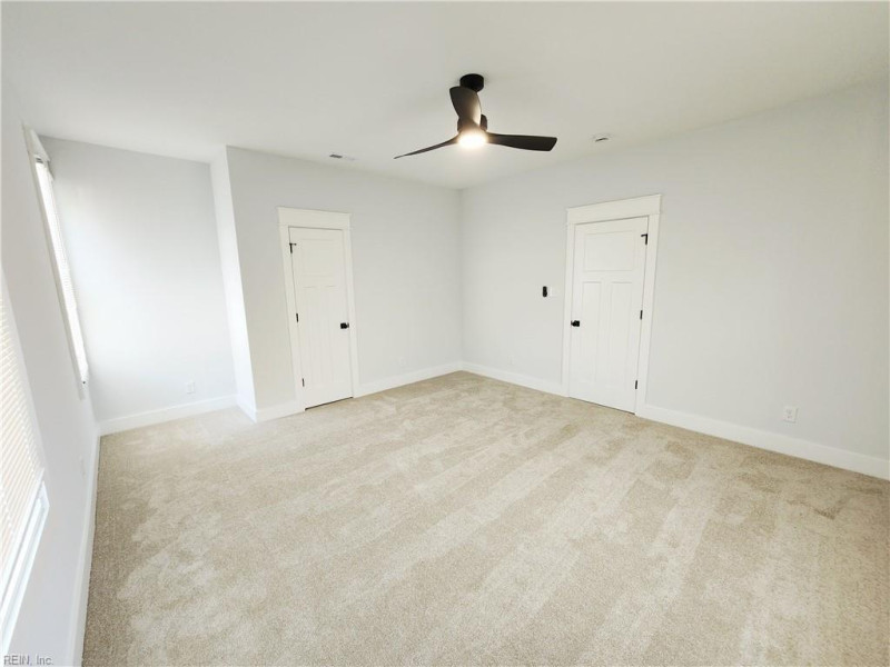 Photo 31 of 33 residential for sale in Portsmouth virginia