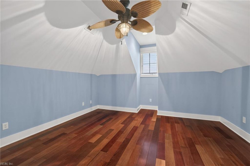 Photo 29 of 50 residential for sale in Norfolk virginia