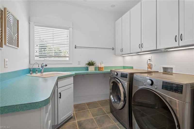 Photo 34 of 50 residential for sale in Norfolk virginia