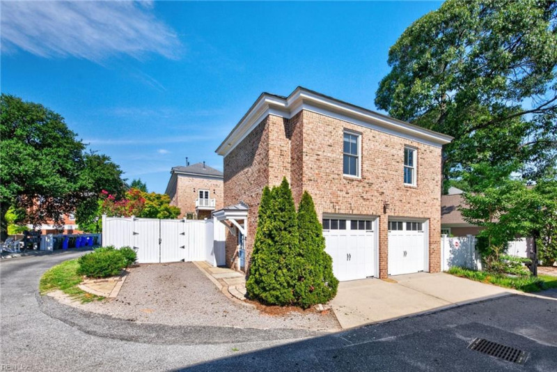 Photo 39 of 50 residential for sale in Norfolk virginia