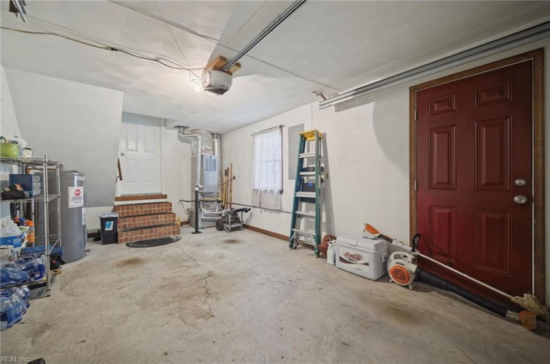 Photo 40 of 50 residential for sale in Chesapeake virginia
