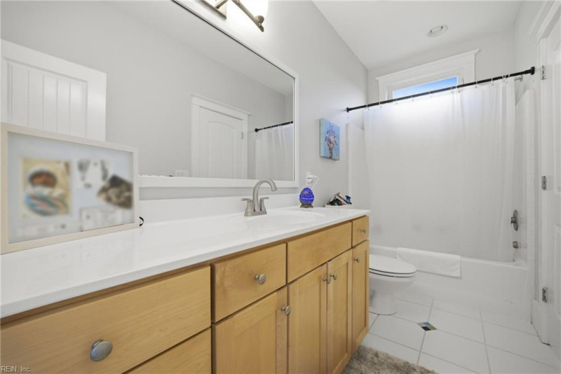 Photo 20 of 33 residential for sale in Norfolk virginia