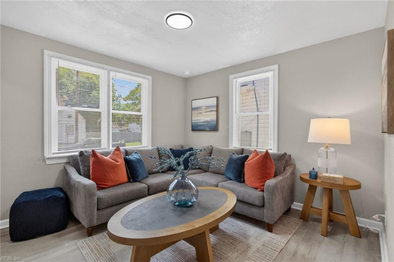 Photo 8 of 23 residential for sale in Norfolk virginia