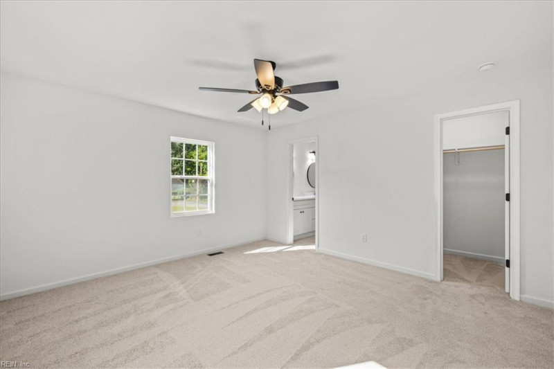 Photo 17 of 38 residential for sale in Norfolk virginia