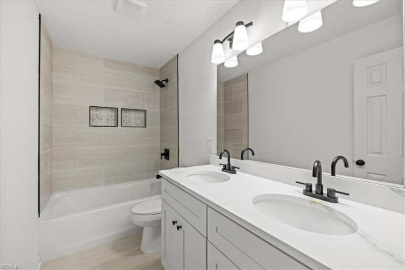 Photo 27 of 38 residential for sale in Norfolk virginia