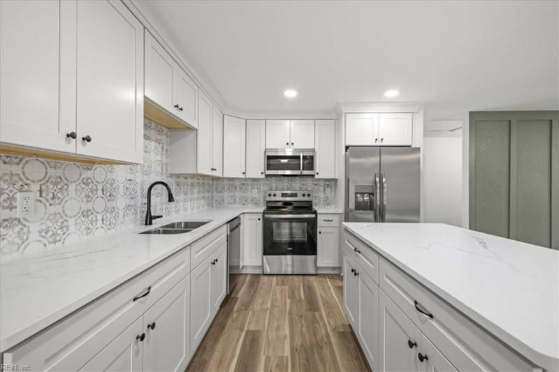 Photo 9 of 38 residential for sale in Norfolk virginia