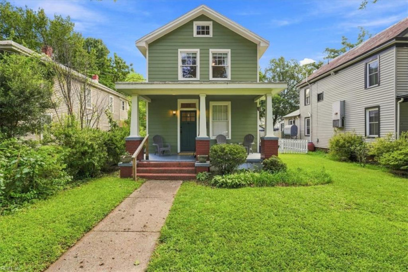 Photo 1 of 28 residential for sale in Portsmouth virginia