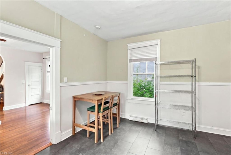 Photo 14 of 28 residential for sale in Portsmouth virginia