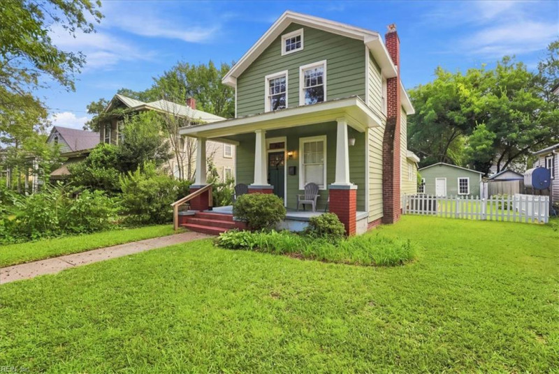 Photo 24 of 28 residential for sale in Portsmouth virginia