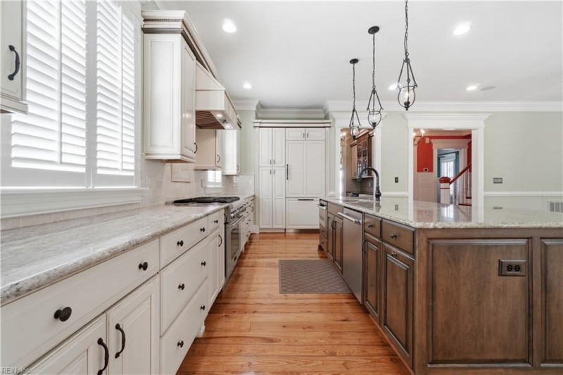 Photo 13 of 47 residential for sale in Norfolk virginia