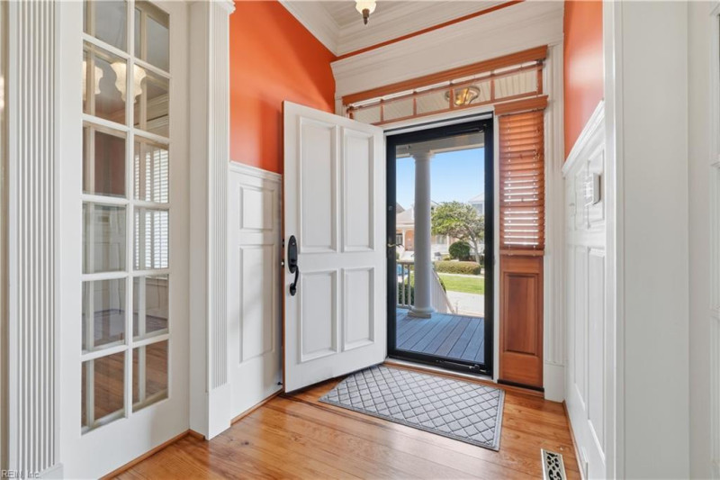 Photo 4 of 47 residential for sale in Norfolk virginia