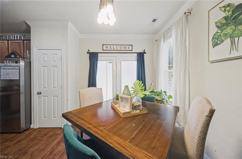 Photo 13 of 37 residential for sale in Virginia Beach virginia