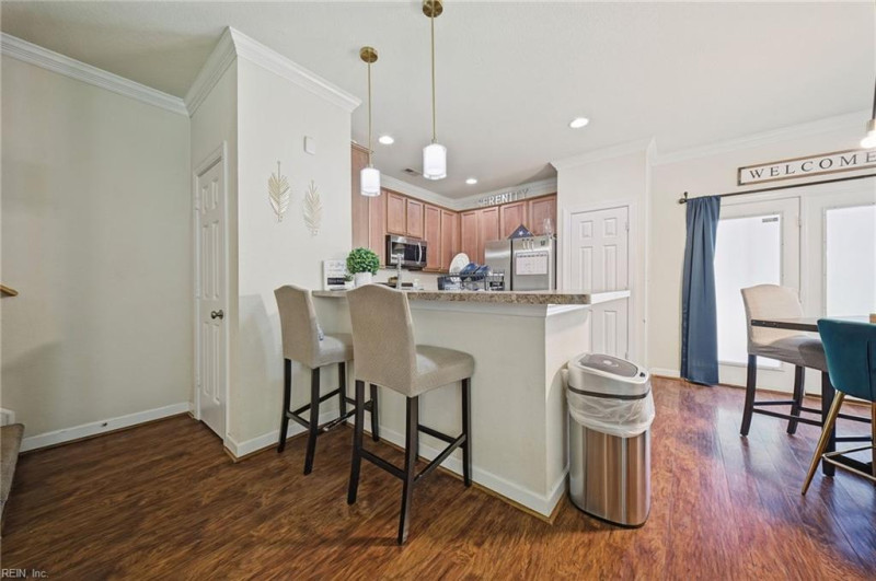 Photo 14 of 37 residential for sale in Virginia Beach virginia