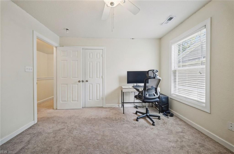 Photo 15 of 37 residential for sale in Virginia Beach virginia