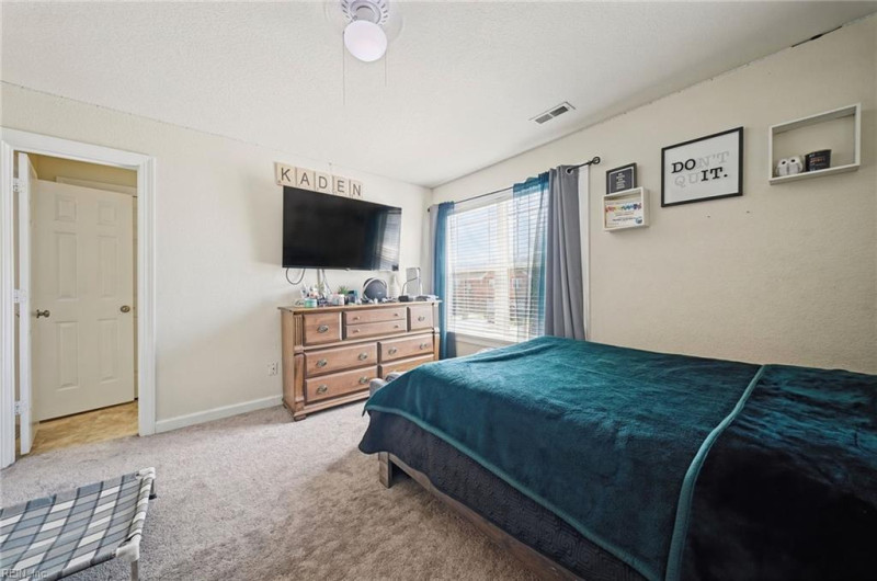 Photo 19 of 37 residential for sale in Virginia Beach virginia