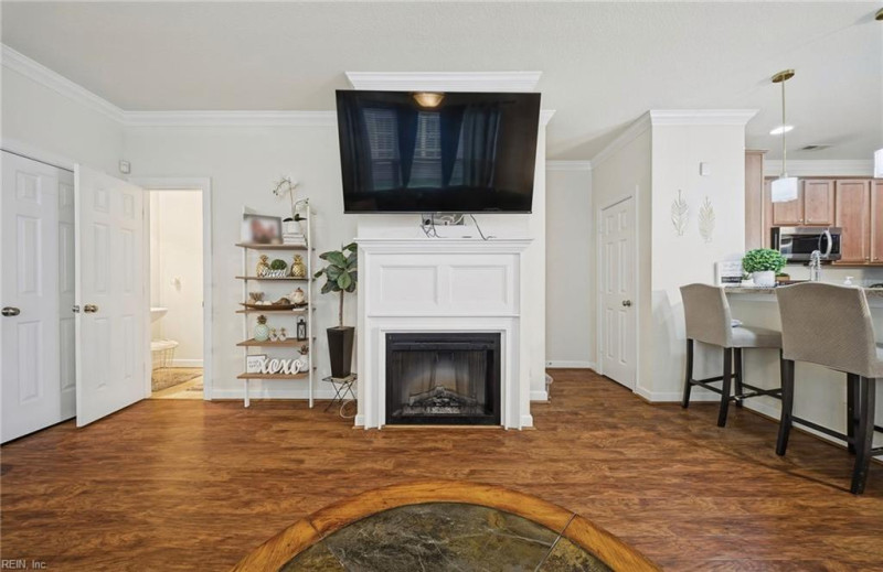 Photo 7 of 37 residential for sale in Virginia Beach virginia