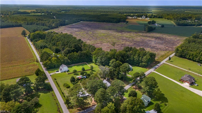 Photo 41 of 49 residential for sale in Suffolk virginia Photo 41 of 49 residential for sale in Suffolk virginia